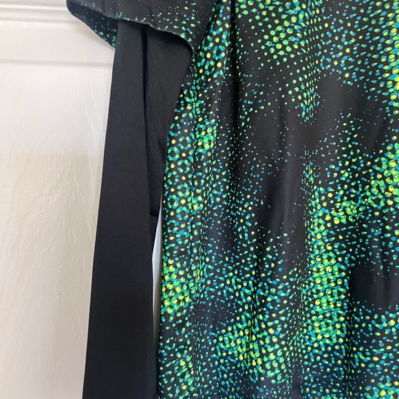 Under Armour Boys size 4 NWT - Picture 4 of 8